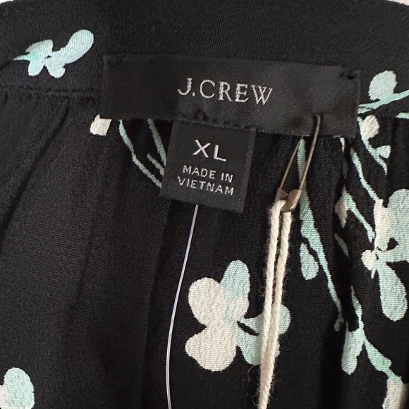 NWTs J Crew Reimagined Long-sleeve floral drapey popover/button up shirt/blouse - Picture 9 of 16